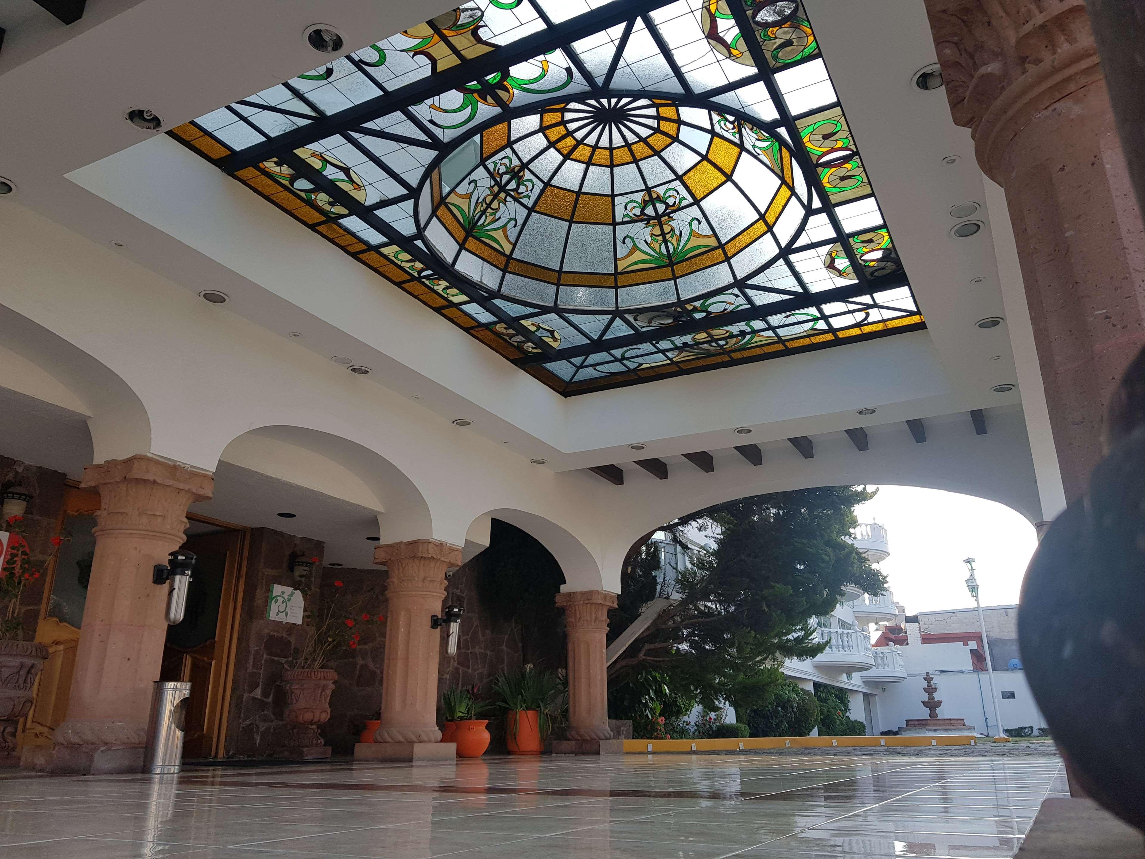 Best Western Toluca Exterior photo