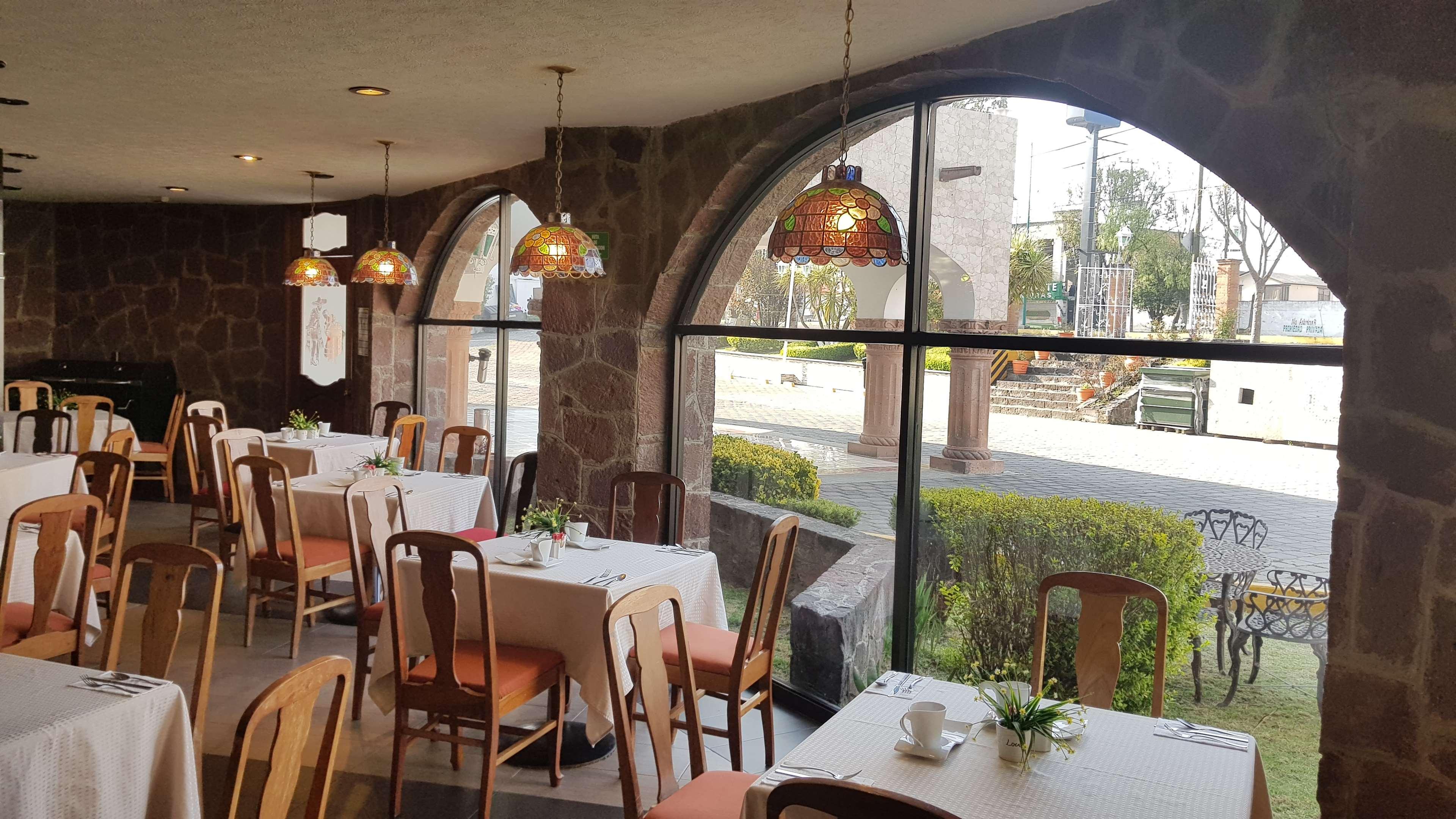 Best Western Toluca Exterior photo