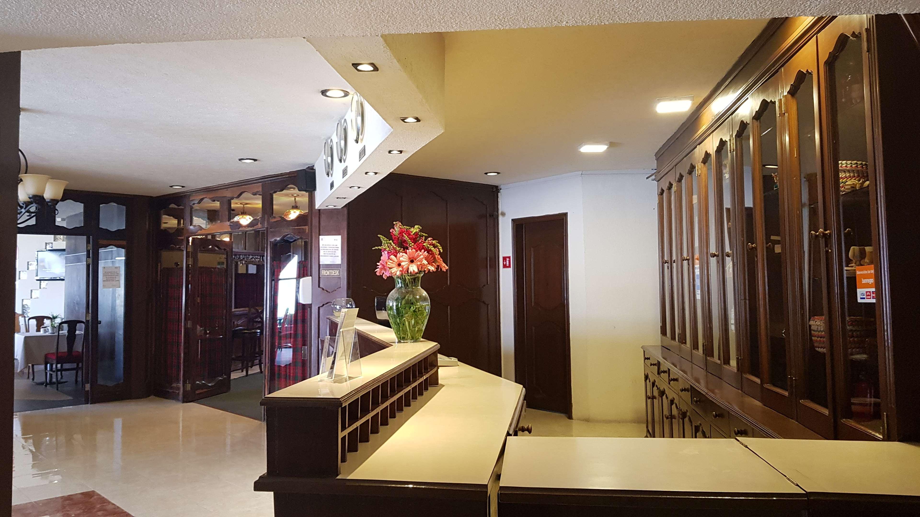 Best Western Toluca Exterior photo