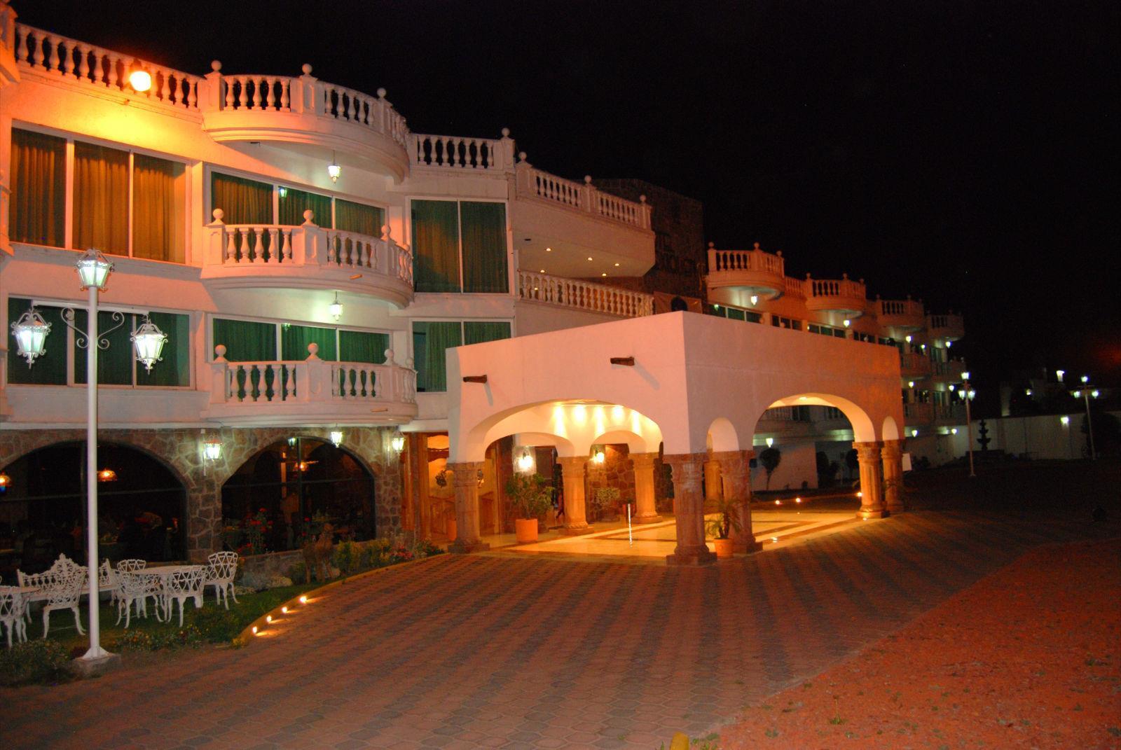 Best Western Toluca Exterior photo