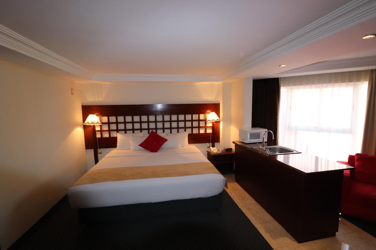 Best Western Toluca Exterior photo