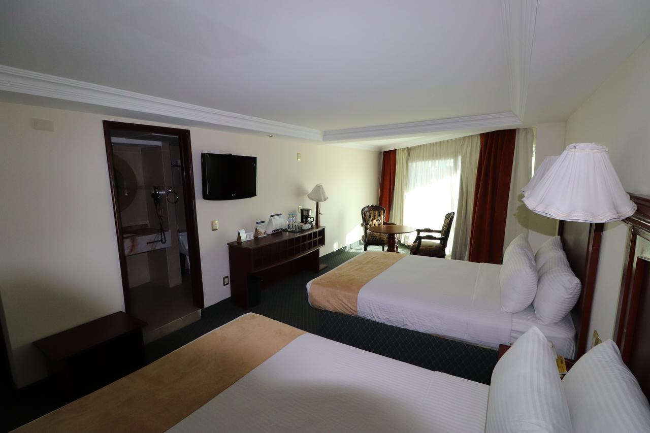 Best Western Toluca Exterior photo