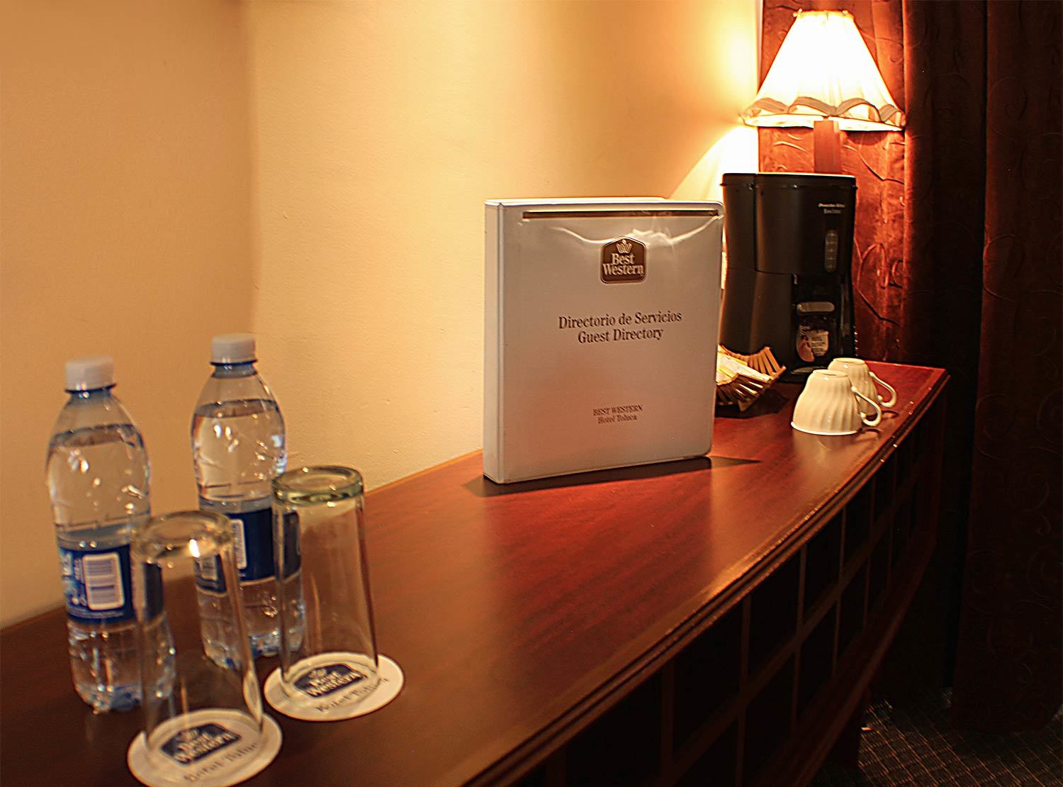 Best Western Toluca Exterior photo